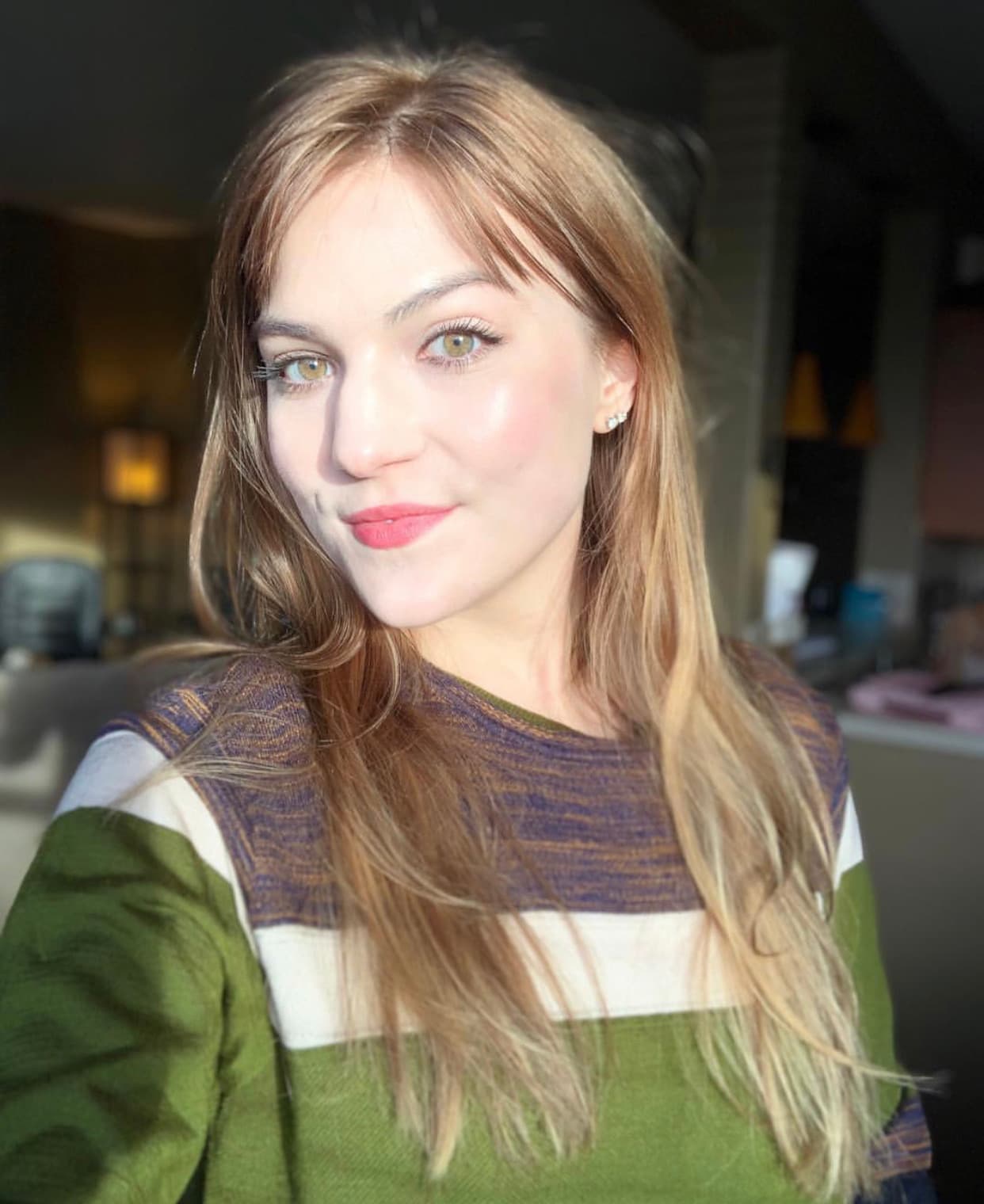 Portrait of Amanda, founding artist.
